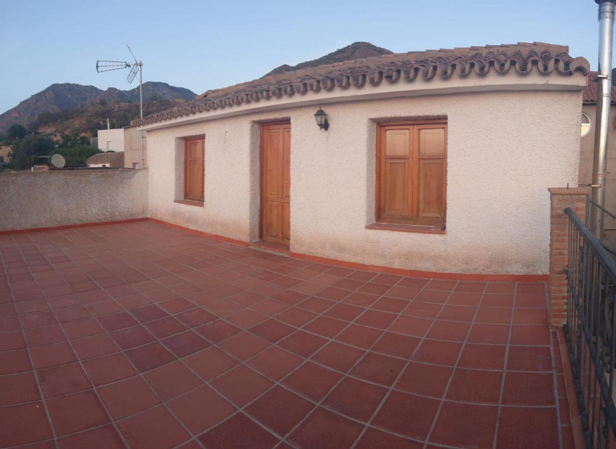 Un Balcon A Sierra Nevada Villa Lecrin Luaran gambar