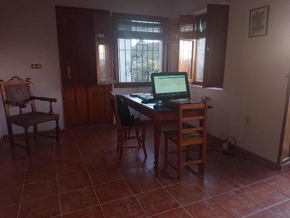 Un Balcon A Sierra Nevada Villa Lecrin Luaran gambar